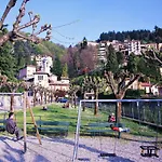 아파트 Riva Di
