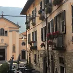 Riva Di 아파트