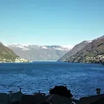 아파트 Riva Di *
