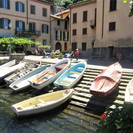 아파트 Riva Di