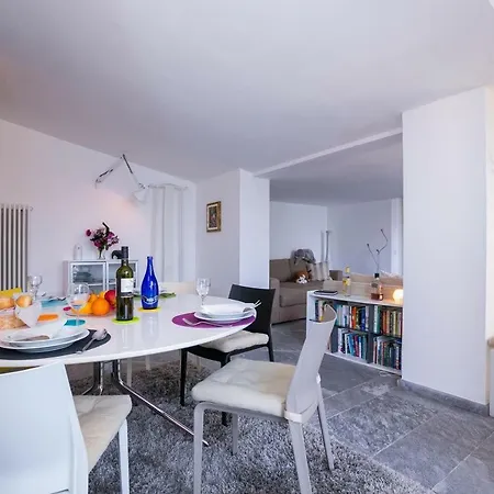 Riva Di Apartment *